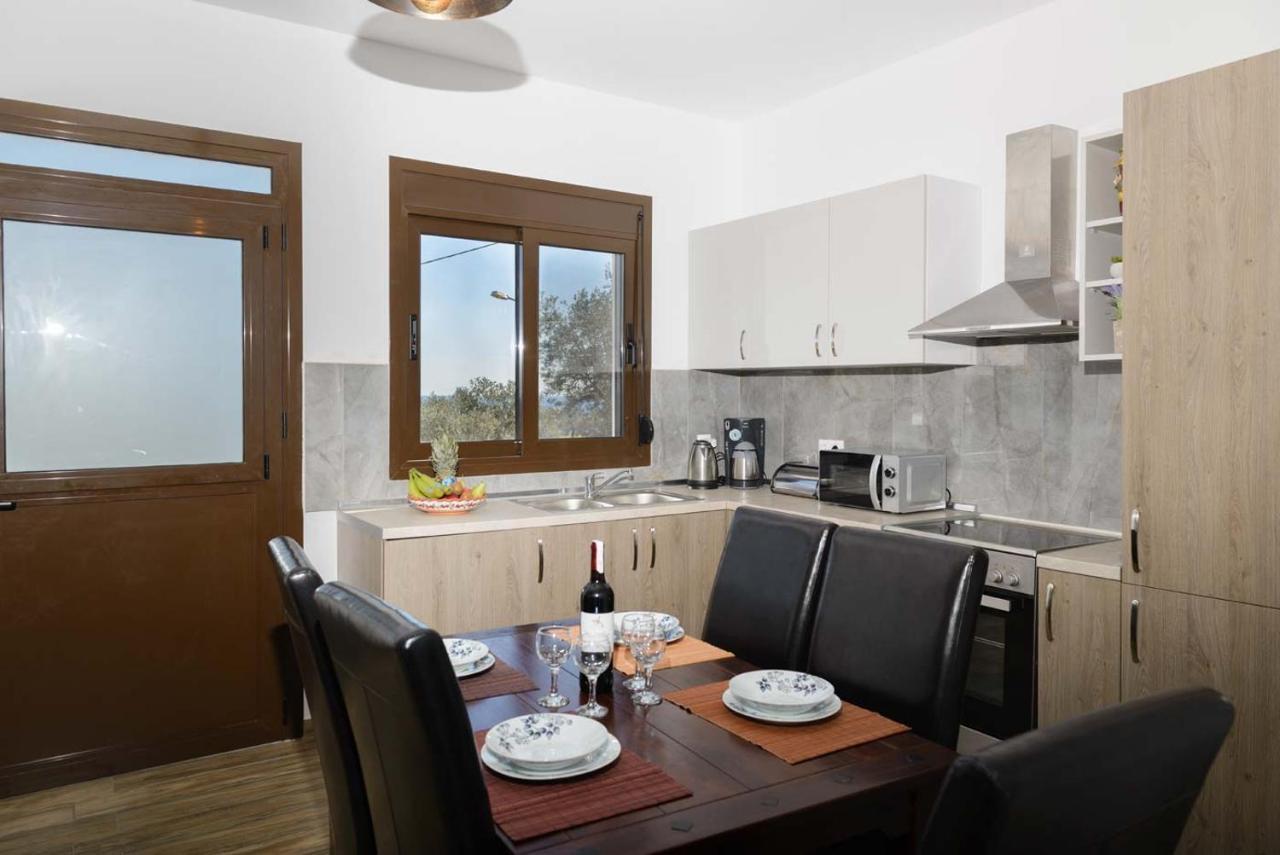 Blue Bay , Ground Floor Vila
